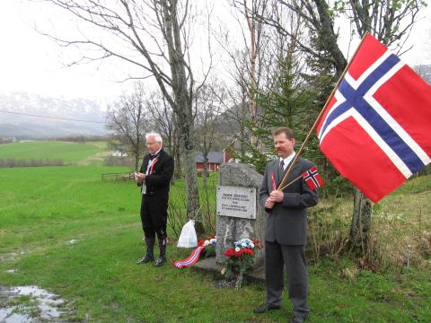 Gunnar Breimo  og æresvakt