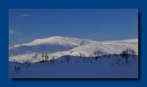 Yttergårdsfjellet og Nordvikfjellet.