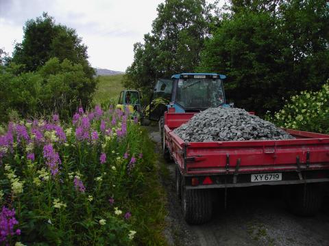 grovpukk til grøfter og stikkrenner